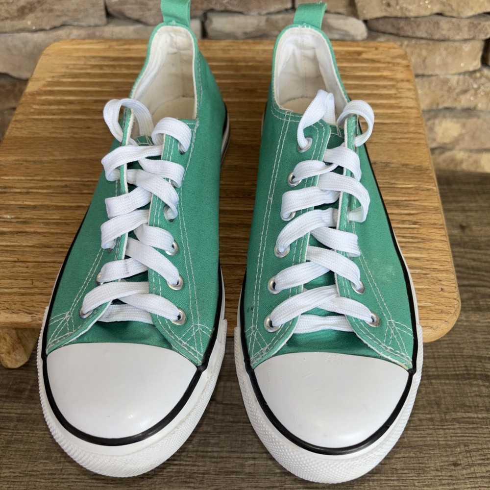 Canvas Epic Step Sneakers Womens Size 10-  Green - Low Top